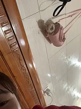 Liness101 live sex cam