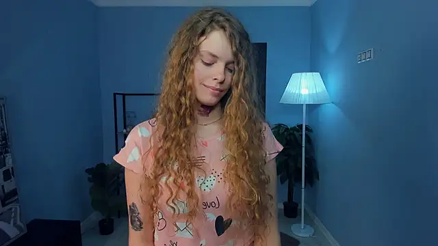 RayaNenlia's cam snapshot