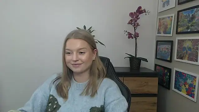 Mysteryerica's cam snapshot