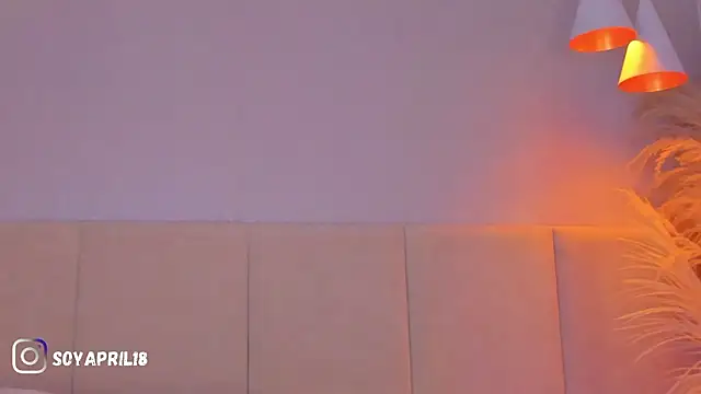 aprilebony_'s cam snapshot