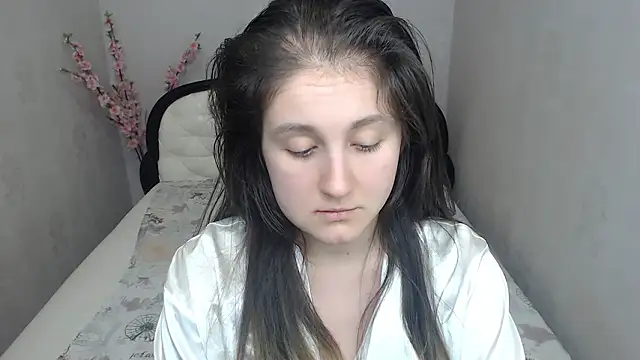 Holliy_Cooper's cam snapshot