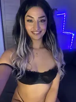 Mia_spicyy's cam snapshot