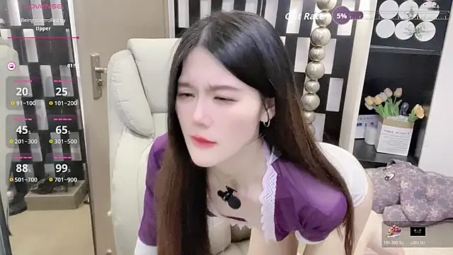 Yueyue-MM live sex cam