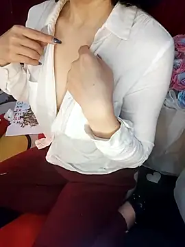 Alone_nothing's cam snapshot