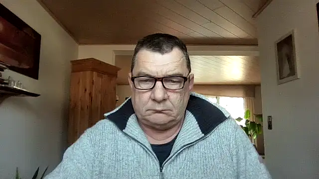 Nobbie444 live sex cam