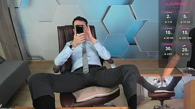 SteveTiger live sex cam