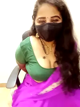 tamil_Vennila's cam snapshot