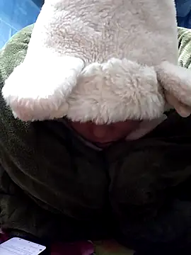 PhamPm70's cam snapshot