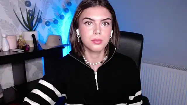 Nova_SIN's cam snapshot