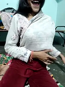 Yours-Zeenat's cam snapshot