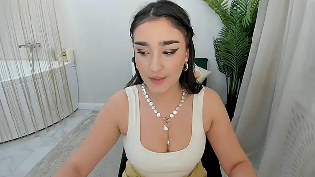 GoldenHeart_1 live sex cam