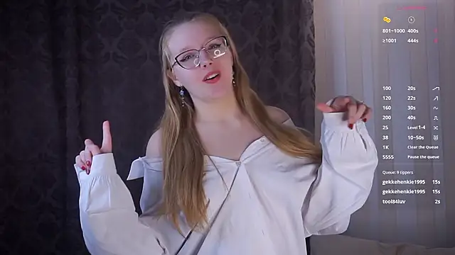 AlinaAldrete's cam snapshot