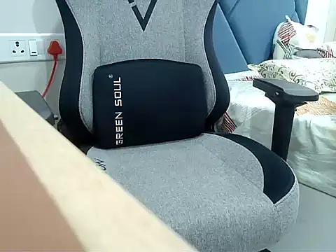 shadesofhorny live sex cam