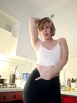 stellahere8's cam snapshot