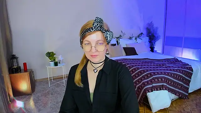 YourUniverser's cam snapshot