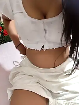 Shalu_G's cam snapshot