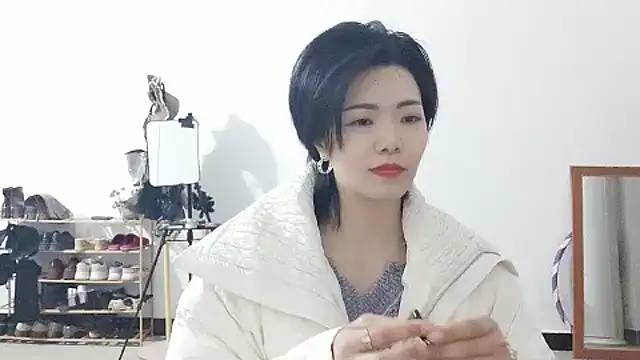 Lulu-uu live sex cam