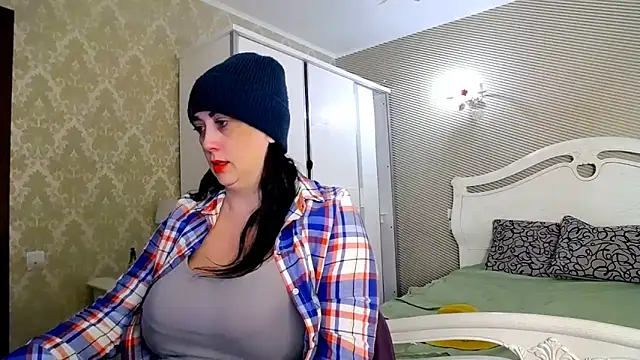 Evelyn_Shy live sex cam