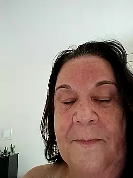 Yaya_Mineira's cam snapshot