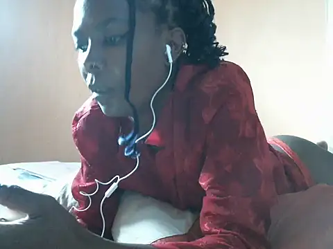 Pretty_miss_devilxxx35's cam snapshot