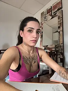 virtualhoe's cam snapshot