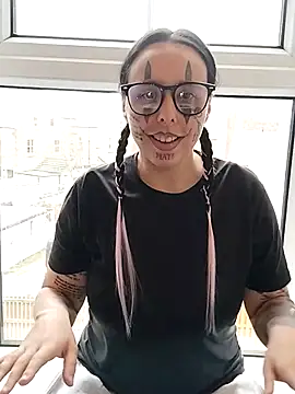 ThatAltGirl's cam snapshot