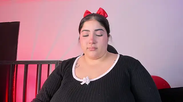 AmberiniHoffman live sex cam