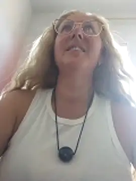 MILEIDE980 live sex cam