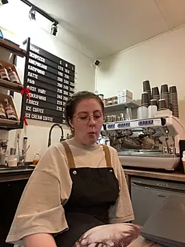 cinnabon_'s cam snapshot