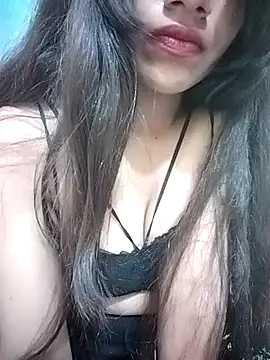 Alisha_Babyy live sex cam