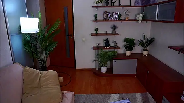 LynetHakes's cam snapshot