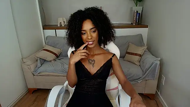 Lisa_Sutton's cam snapshot