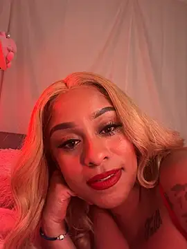 hazelbaby8880 live sex cam