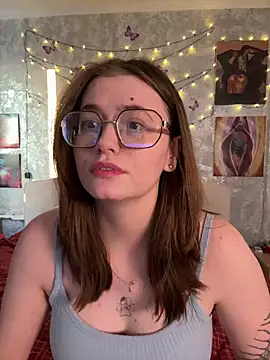 Sabrina_shells's cam snapshot