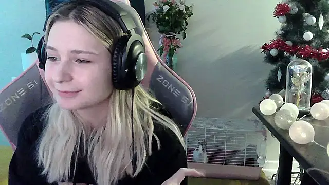 VladaLevine's cam snapshot