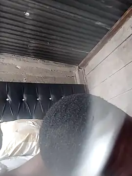 Redvodakcruz live sex cam