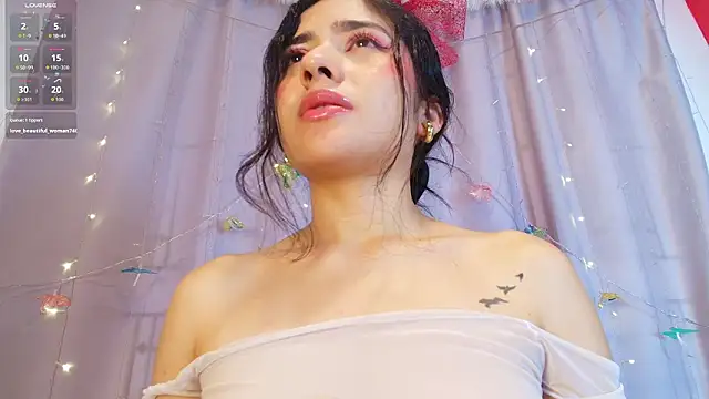 adara_johnson__'s cam snapshot