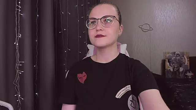 MissBrightShine's cam snapshot