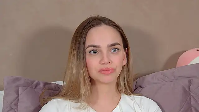 AnitaVenture live sex cam