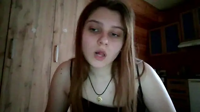 Little_shygirl's cam snapshot