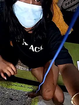 emali_baba's cam snapshot