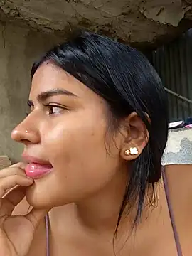 hot_cat19's cam snapshot