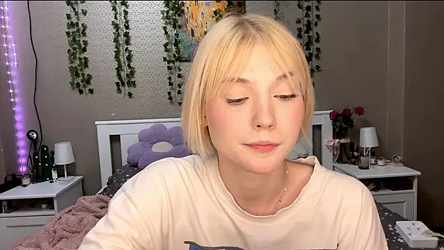 LlsabethHaze's cam snapshot