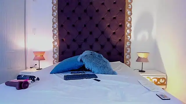 EmmaaCastro live sex cam