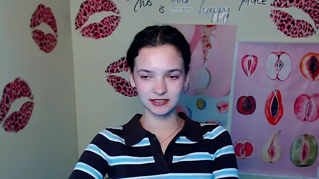 _SusieSu_'s cam snapshot