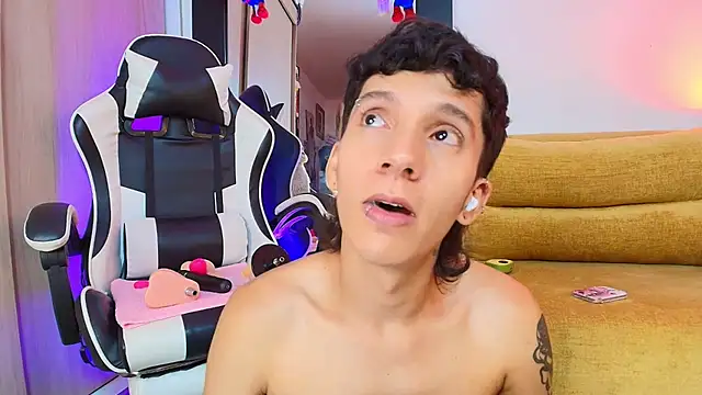 JacoboSwam live sex cam