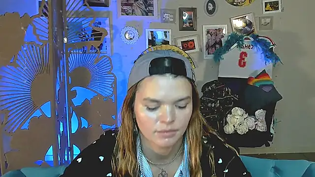 SaraGolben's cam snapshot