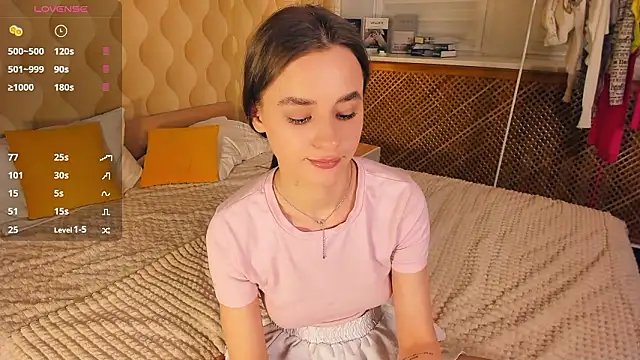 JinnyMcie's cam snapshot