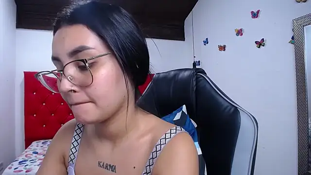 kathe-mills235 live sex cam