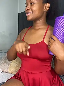 SmashingLucia's cam snapshot